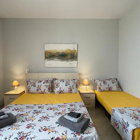 Peak Sea View In Vollga #3 Apartamento